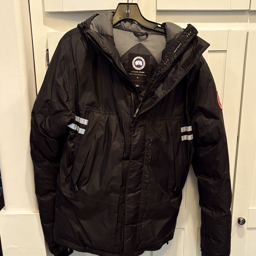 Canada Goose Men’s Down filled jacket. Purchased new